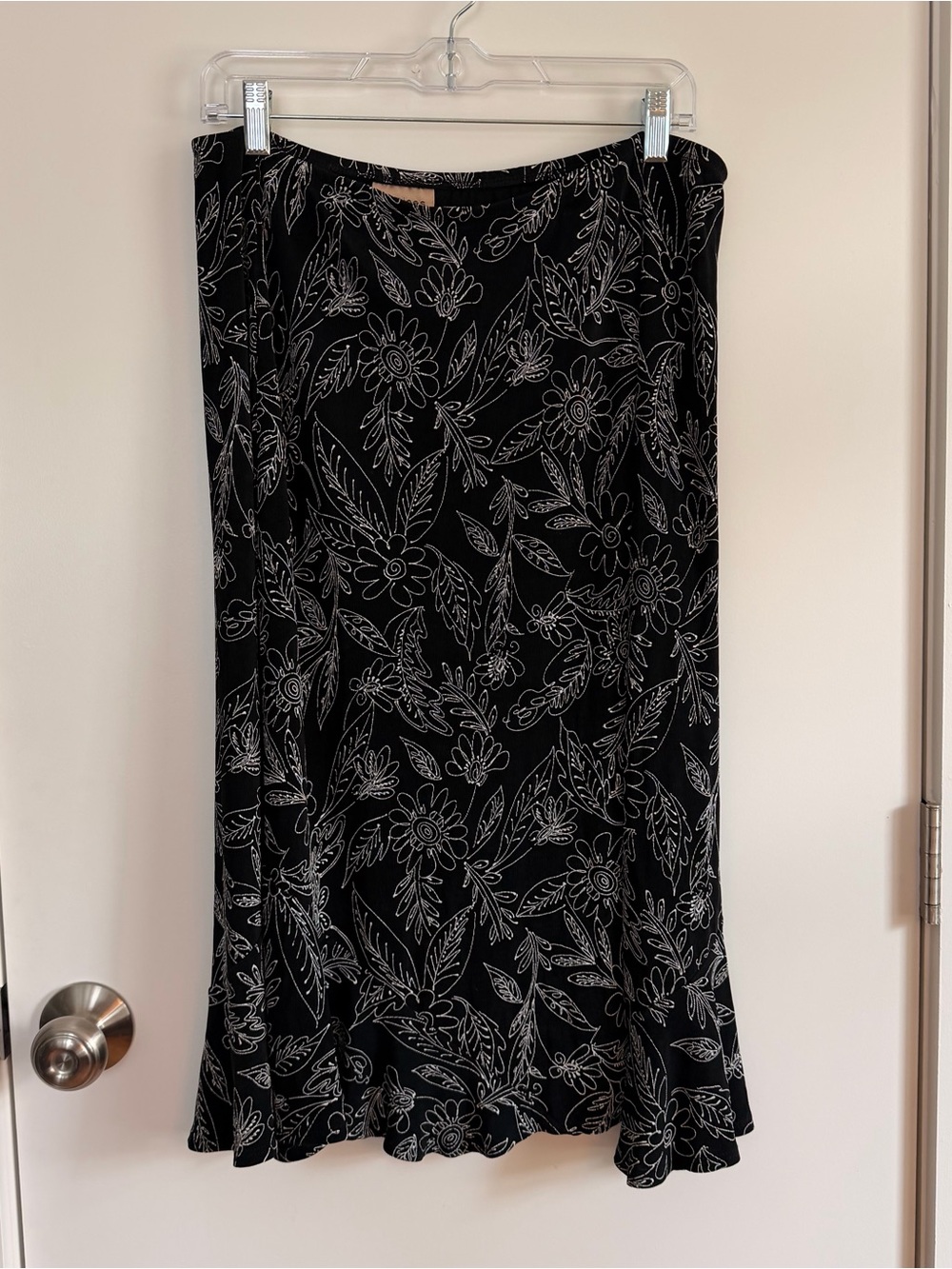 Black Floral 90s Midi Skirt